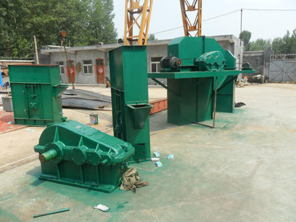 斗式提升機(jī)為什么需要安裝清料設(shè)備？